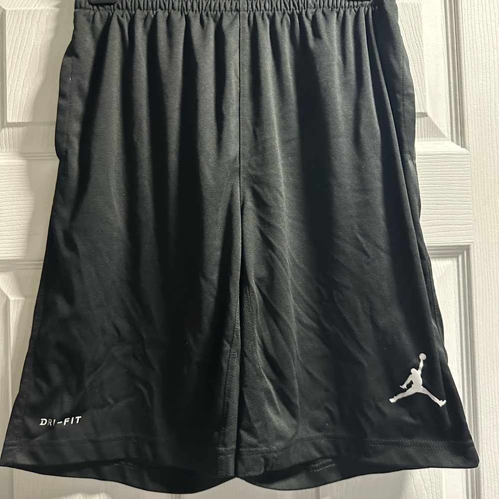 Jordan Men's Black Athletic Shorts boys XL